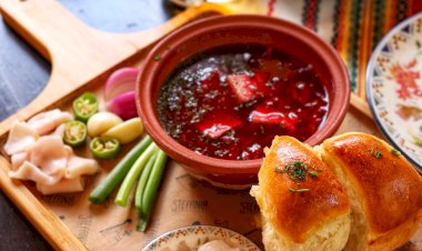 How to Make Red Borscht
